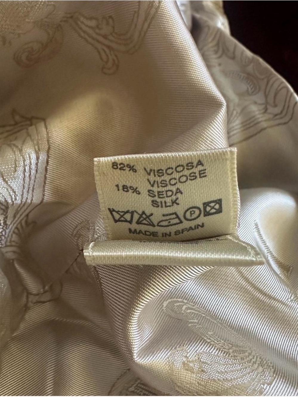 T.ba Swing Lux Silk Velvet Jacket in Wine - Picture 4 of 6